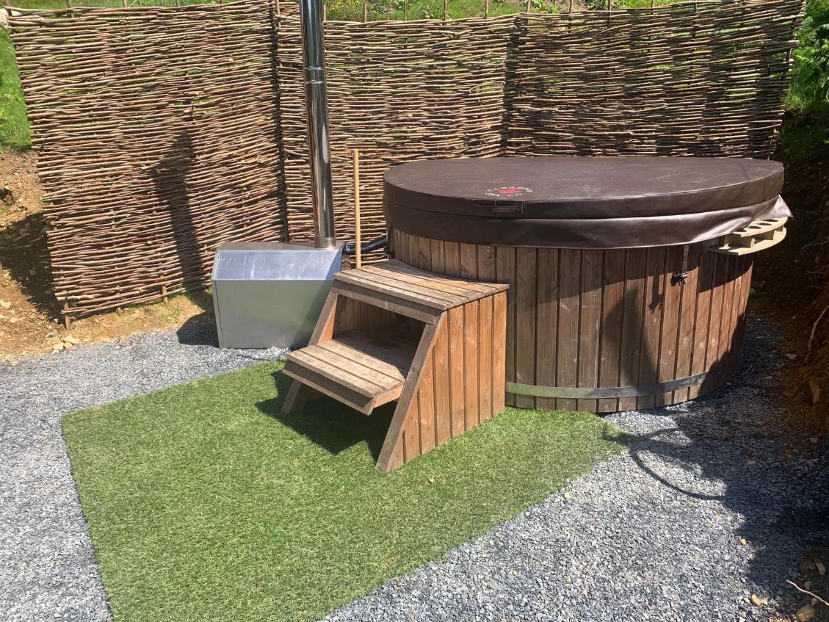 Mountain View Safari Tent With Hot Tub In The Heart Of Snowdonia دولغيلوو المظهر الخارجي الصورة