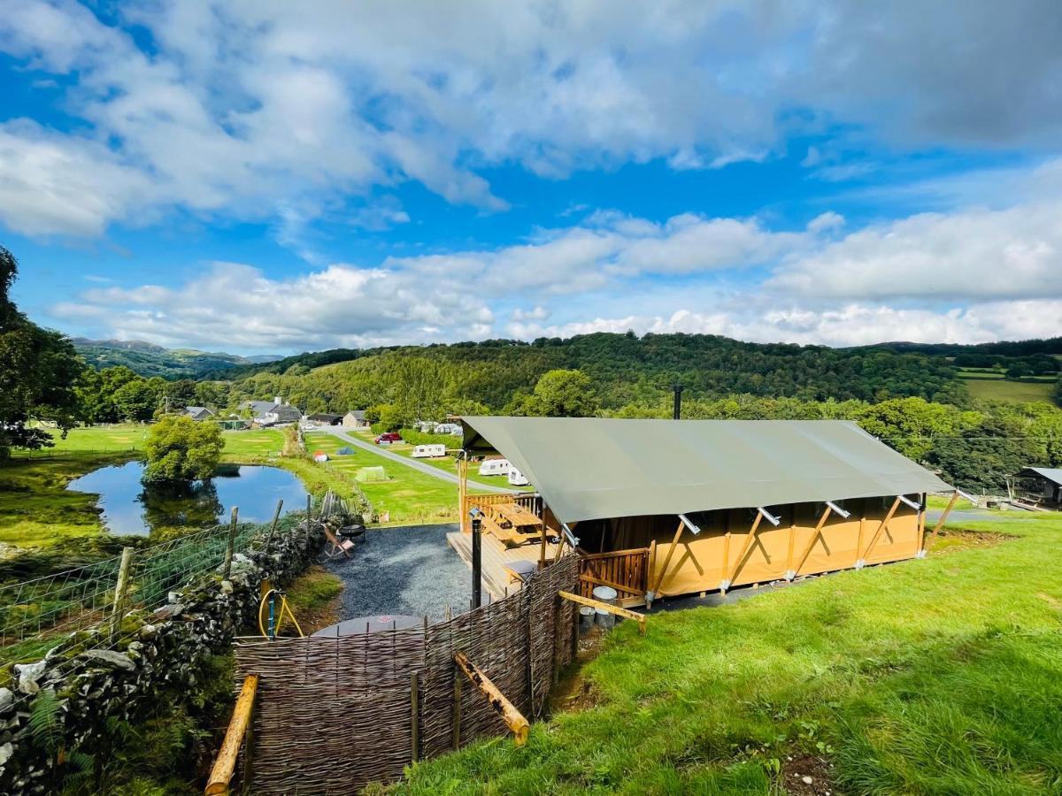Mountain View Safari Tent With Hot Tub In The Heart Of Snowdonia دولغيلوو المظهر الخارجي الصورة